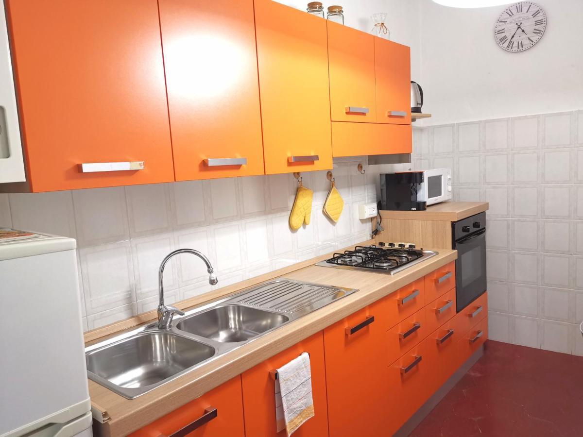 Appartamento Liliana Pontremoli Ngoại thất bức ảnh